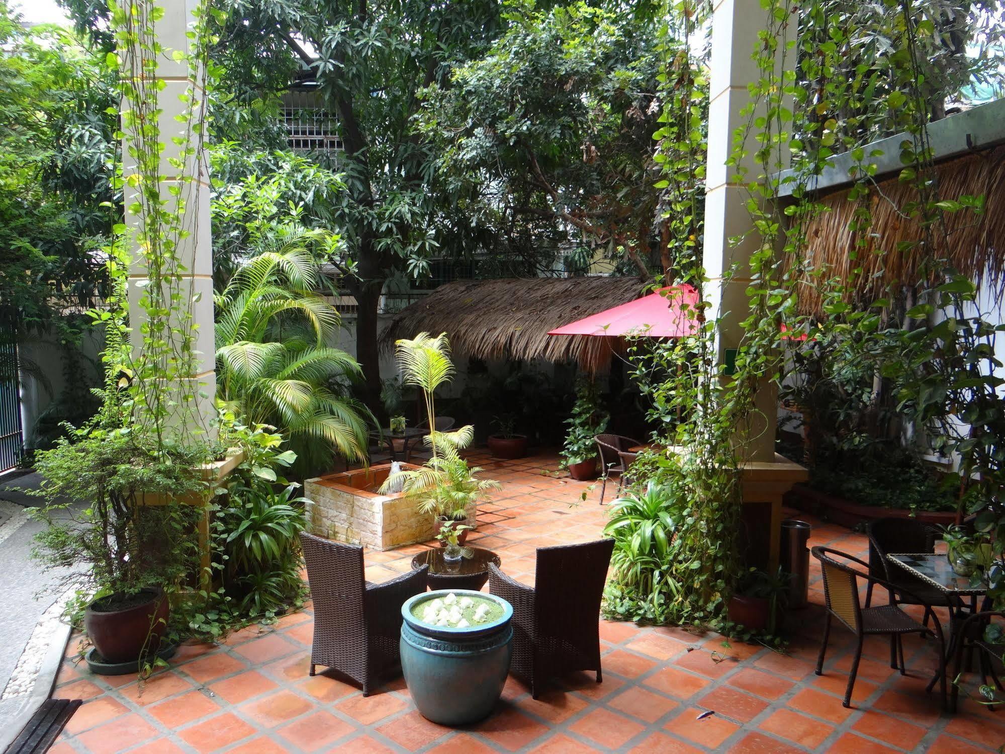 Alibi Guesthouse พนมเปญ ภายนอก รูปภาพ