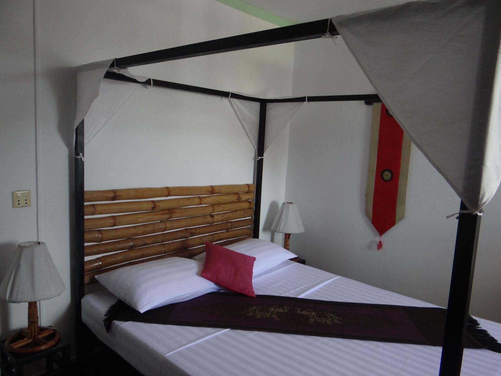 Alibi Guesthouse พนมเปญ ภายนอก รูปภาพ