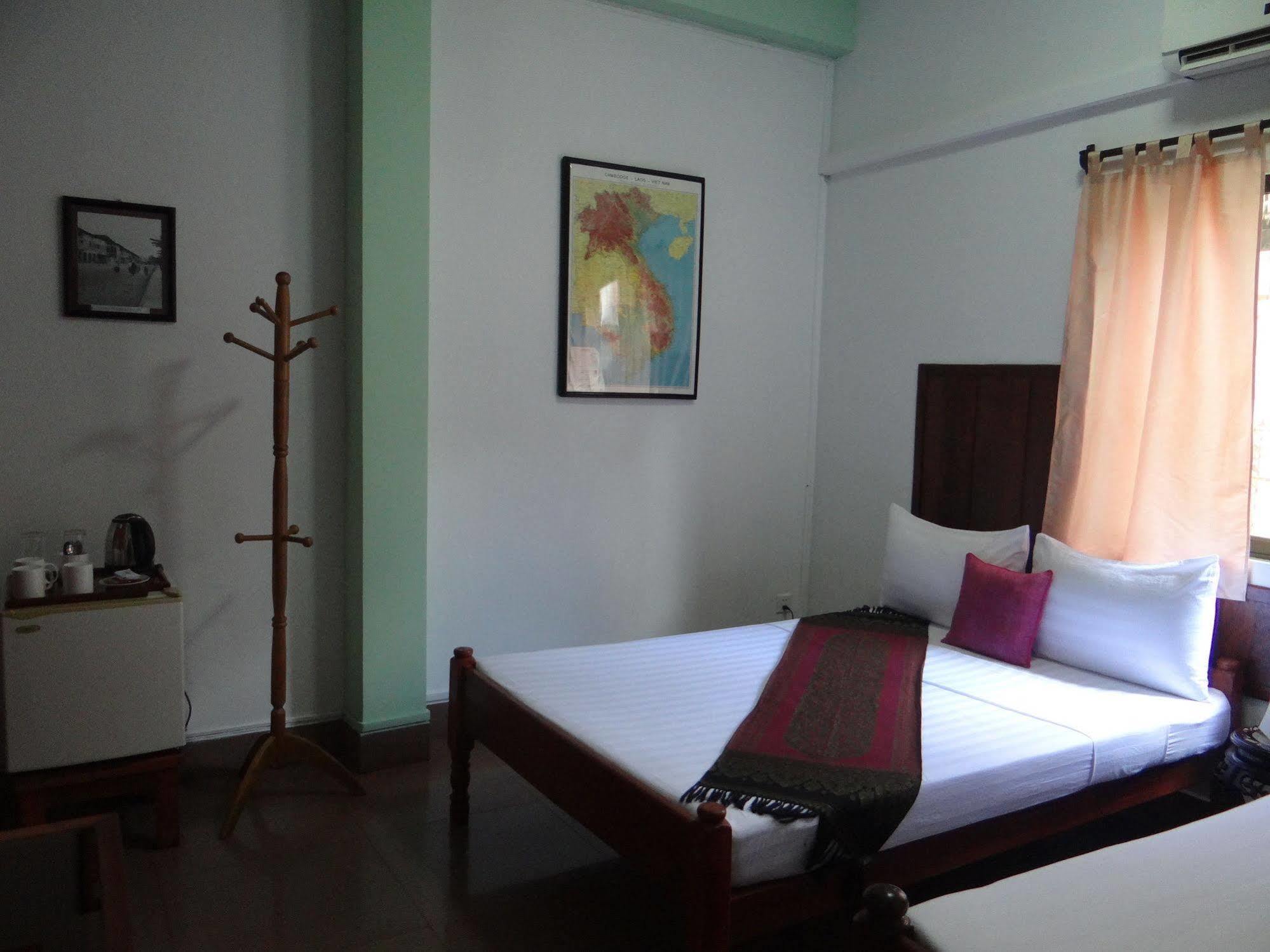 Alibi Guesthouse พนมเปญ ภายนอก รูปภาพ